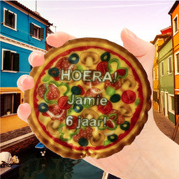 Pizza rijstwafel traktatie met naam en leeftijd