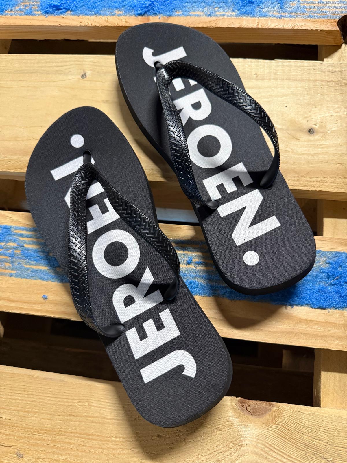 Slippers et de naam Jeroen
