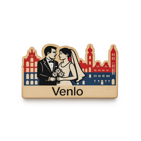 houten-broche-skyline-venlo-bruidspaar